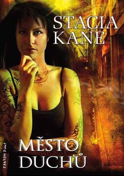 Obálka knihy Město duchů (Downside 3)