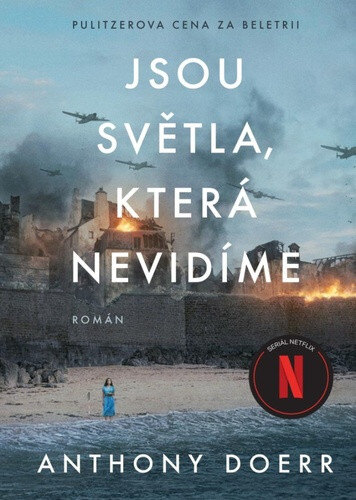 Obálka knihy Jsou světla, která nevidíme